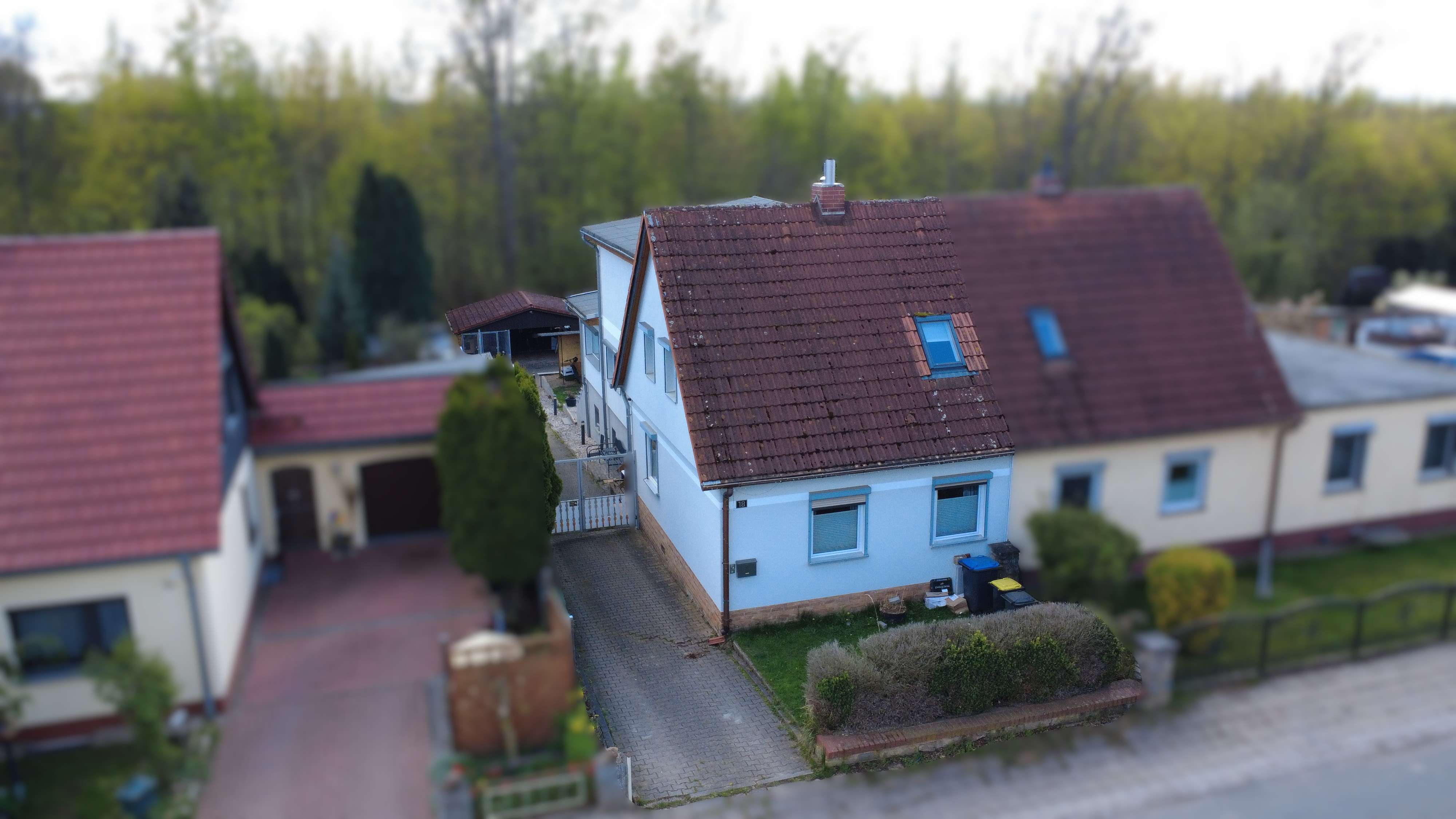 Thumbnail-Haus zum Kaufen in Aschersleben 249.000,00 € 149.54 m²