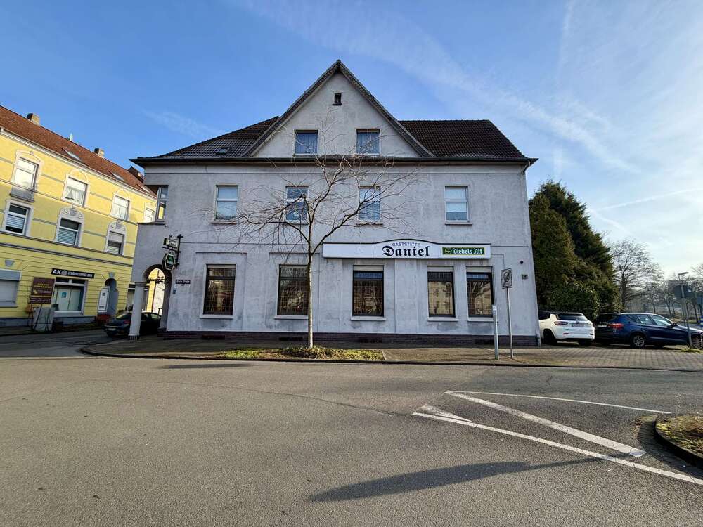 Thumbnail-Haus zum Kaufen in Duisburg 450.000,00 € 514 m²