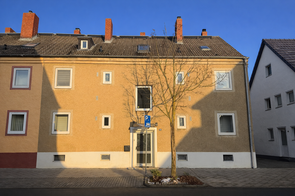 Thumbnail-Haus zum Kaufen in Düren 325.000,00 € 194 m²