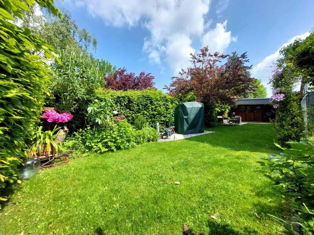 Thumbnail-Haus zum Kaufen in Köln VolkhovenWeiler 745.000,00 € 144 m²