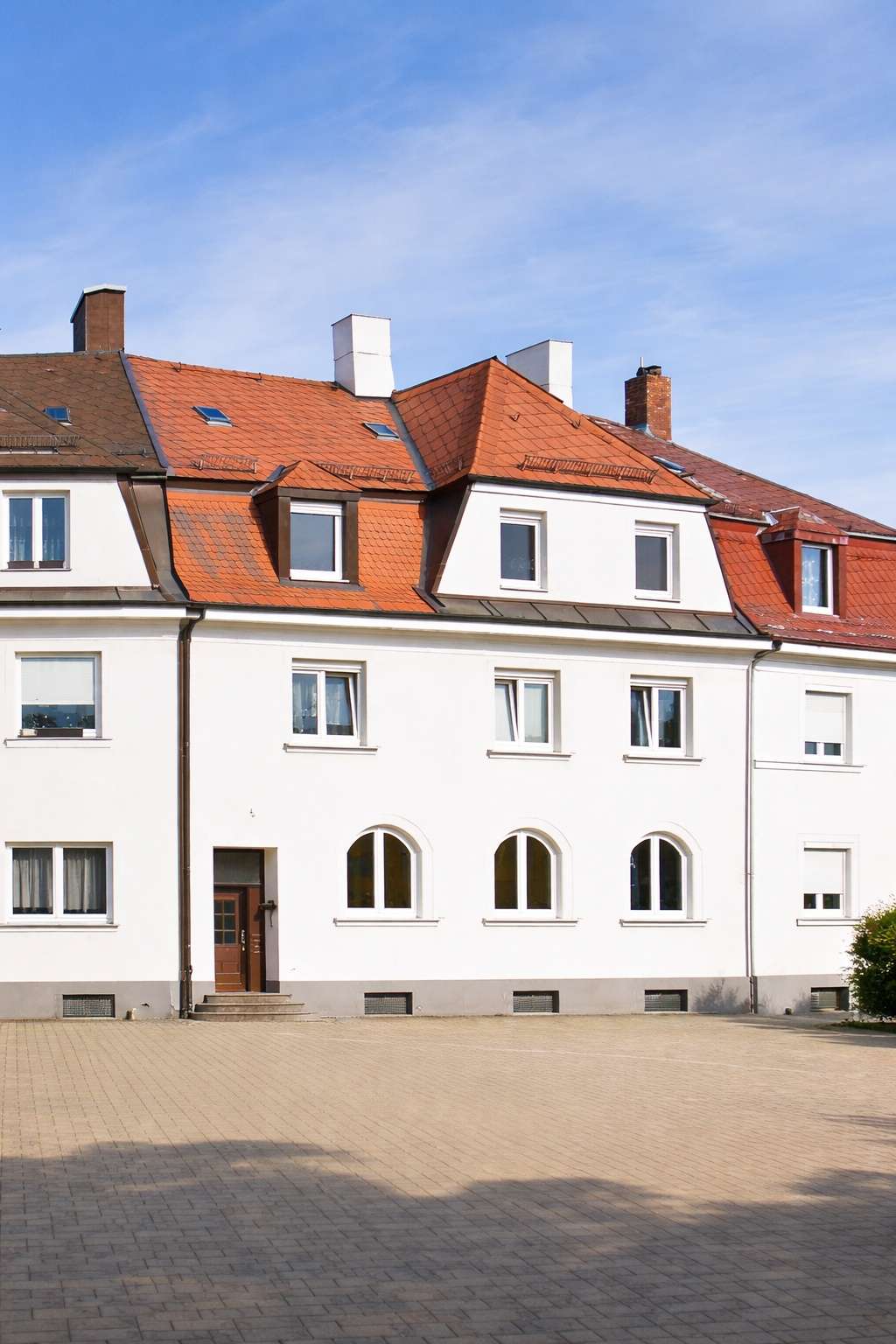 Thumbnail-Haus zum Kaufen in Hof 280.000,00 € 289 m²