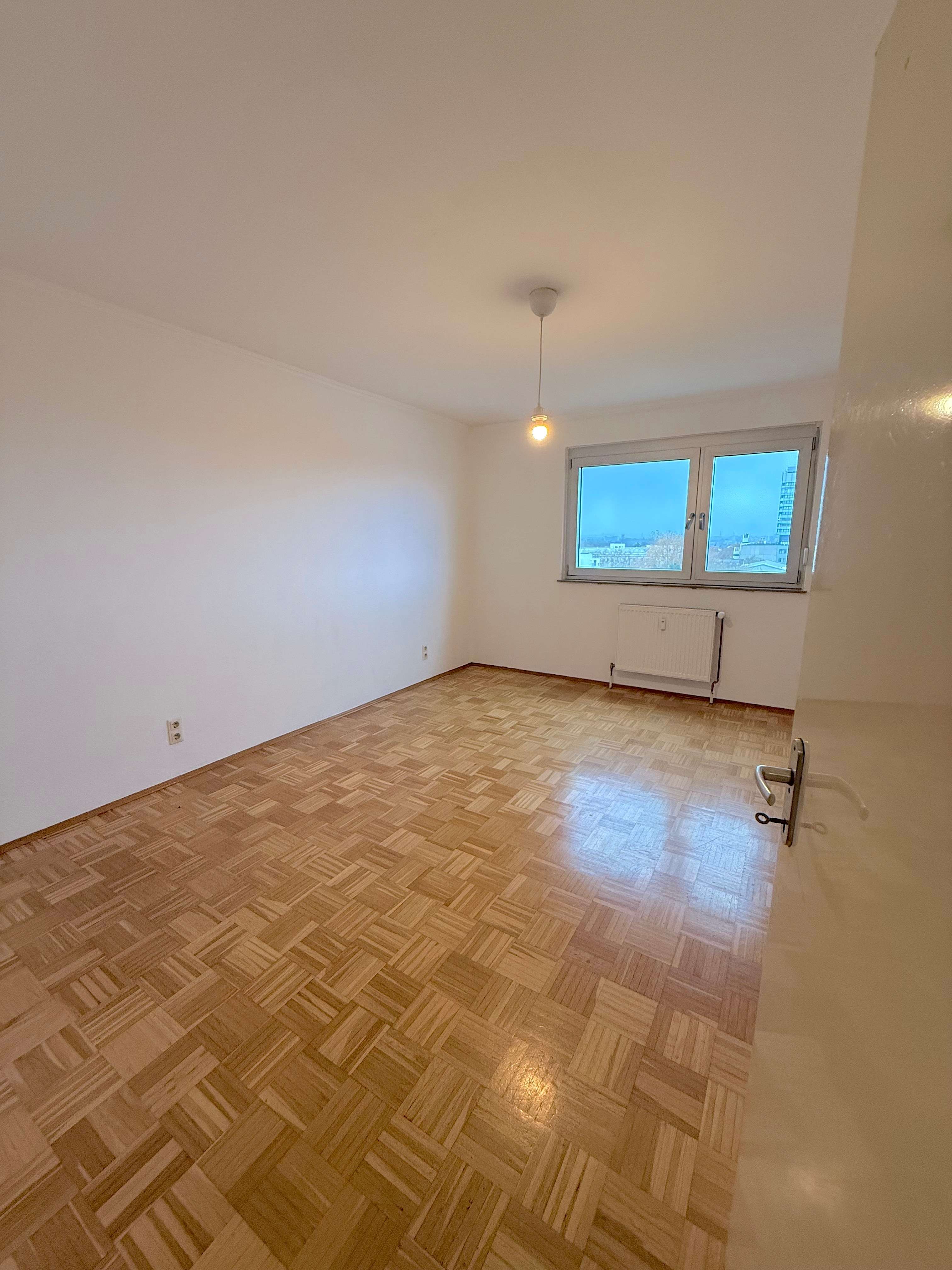 Thumbnail-Wohnung zum Kaufen in Frankfurt 290.000,00 € 65 m²