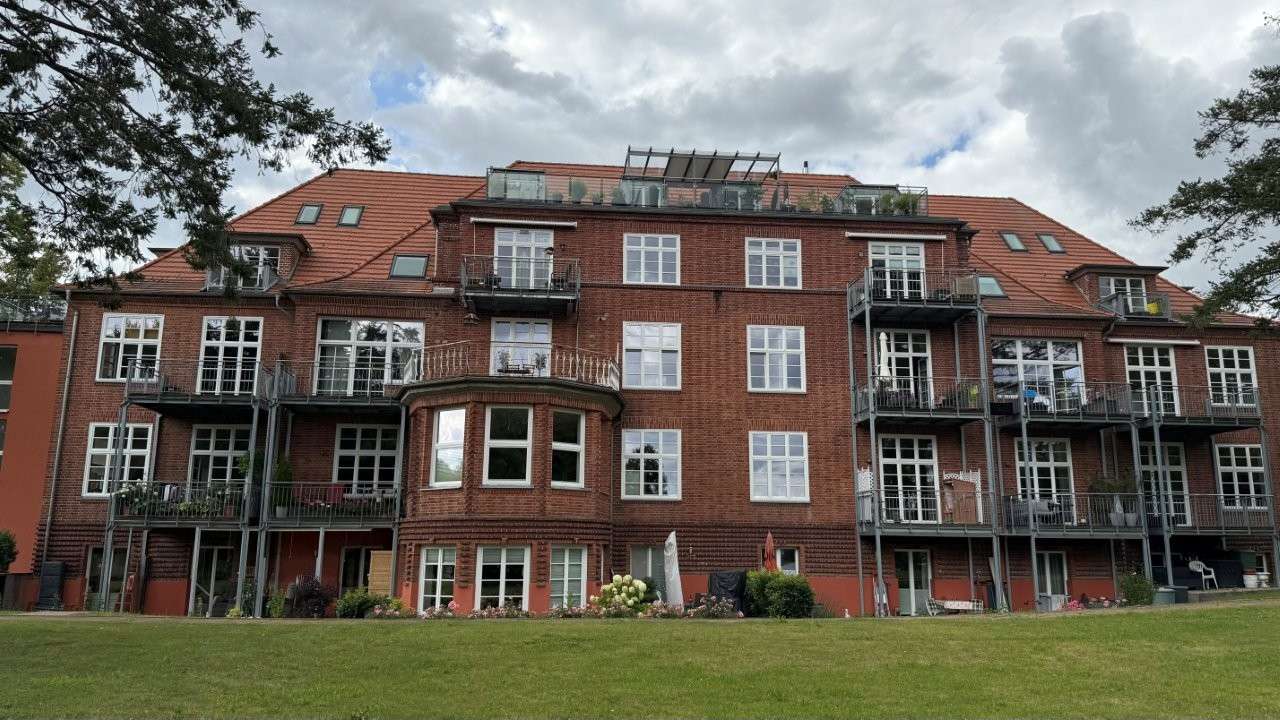 Thumbnail-Wohnung zum Mieten in Schwerin 1.370,00 € 136.5 m²
