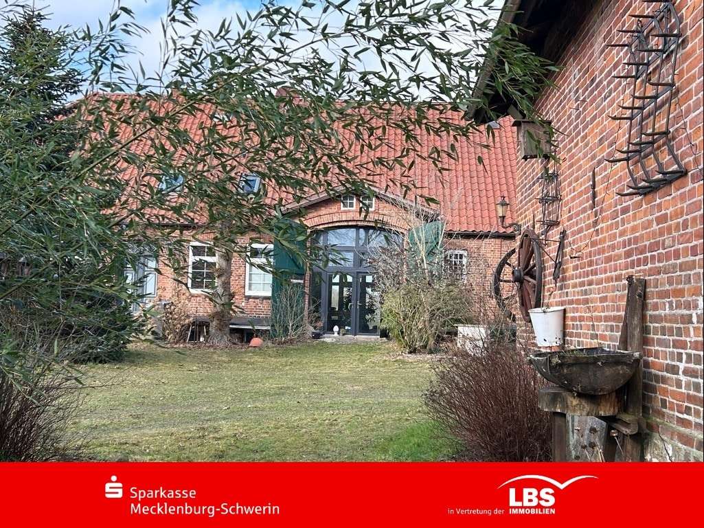 Thumbnail-Haus zum Kaufen in Wittenburg 600.000,00 € 251.53 m²