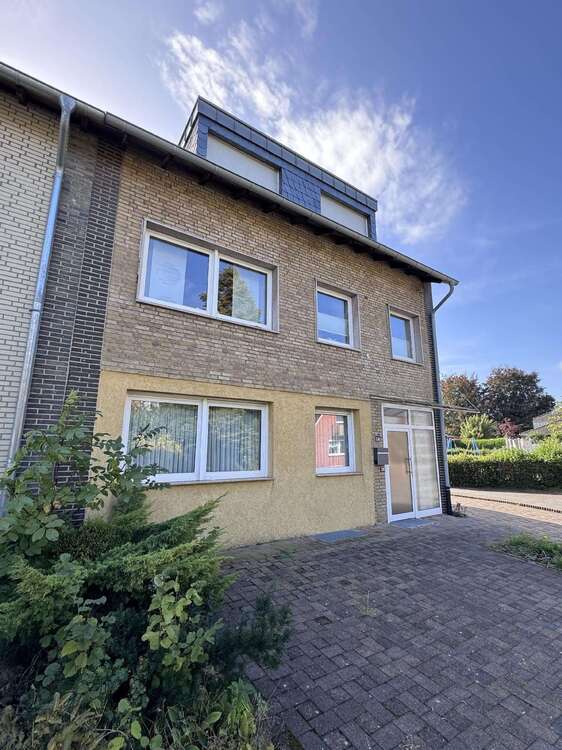 Thumbnail-Haus zum Kaufen in Wesel 349.000,00 € 221 m²