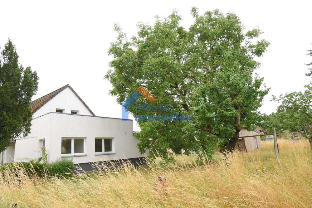 Thumbnail-Haus zum Kaufen in Fünfeichen 300.000,00 € 211 m²