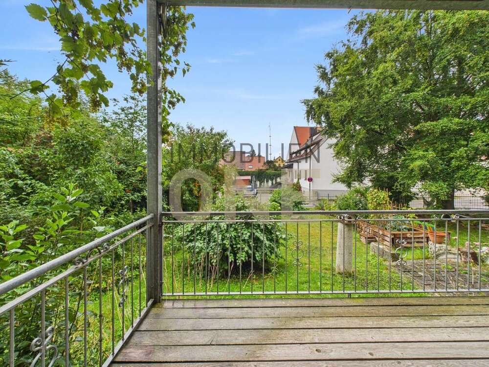 Thumbnail-Wohnung zum Kaufen in Alteglofsheim 230.000,00 € 63.16 m²