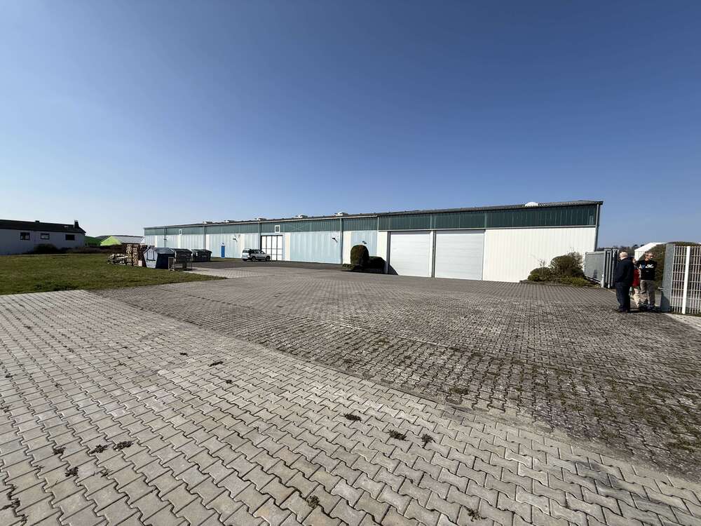 Thumbnail-Halle in Weilmünster 13.300,00 € 2100 m²