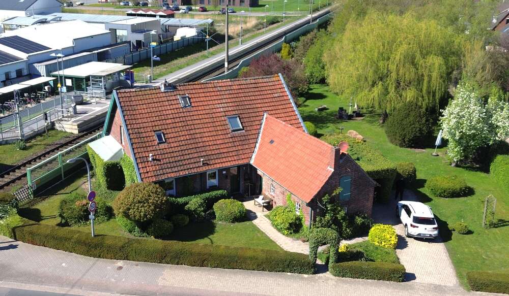Thumbnail-Haus zum Kaufen in Brake 240.000,00 € 144 m²