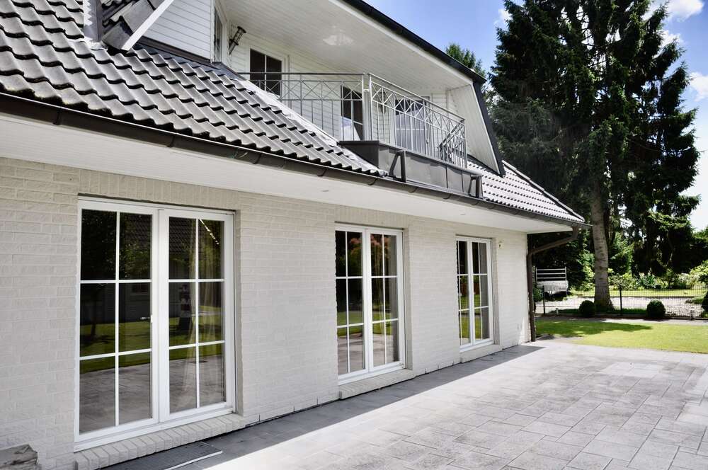 Thumbnail-Haus zum Mieten in Hamburg 2.700,00 € 152 m²