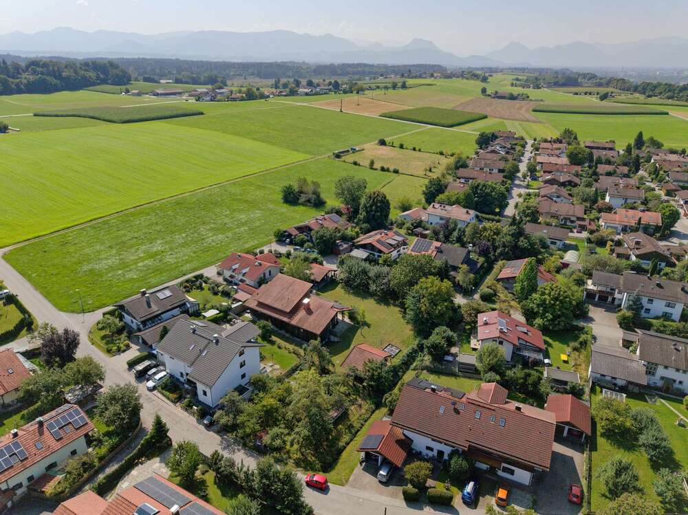 Thumbnail-Haus zum Kaufen in Vogtareuth 1.198.000,00 € 320 m²
