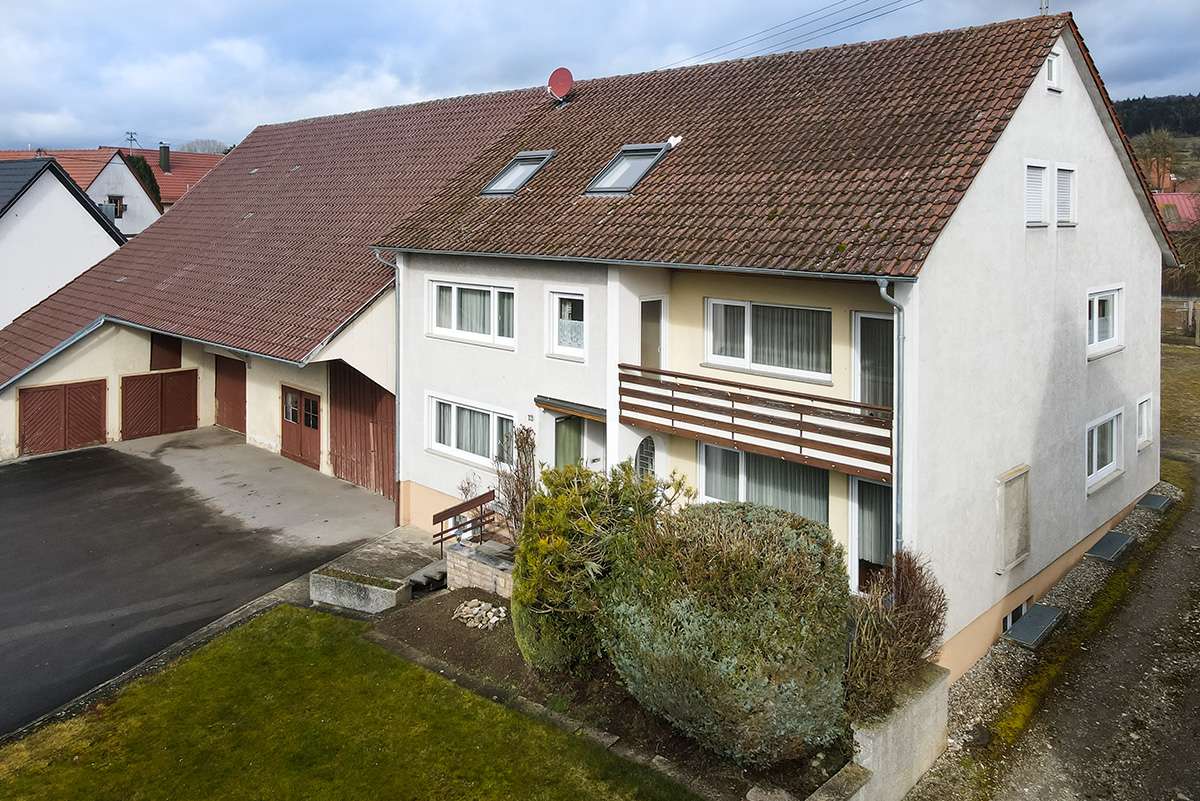 Thumbnail-Haus zum Kaufen in Langenenslingen-Andelfingen 355.000,00 € 278.08 m²