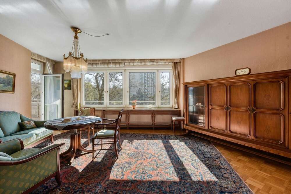 Thumbnail-Wohnung zum Kaufen in Stuttgart-ZuffenhausenRot 210.000,00 € 71.5 m²