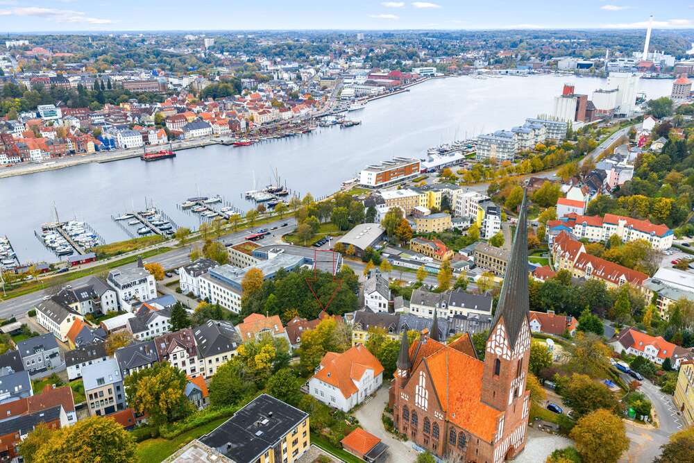 Thumbnail-Haus zum Kaufen in Flensburg 639.000,00 € 215 m²