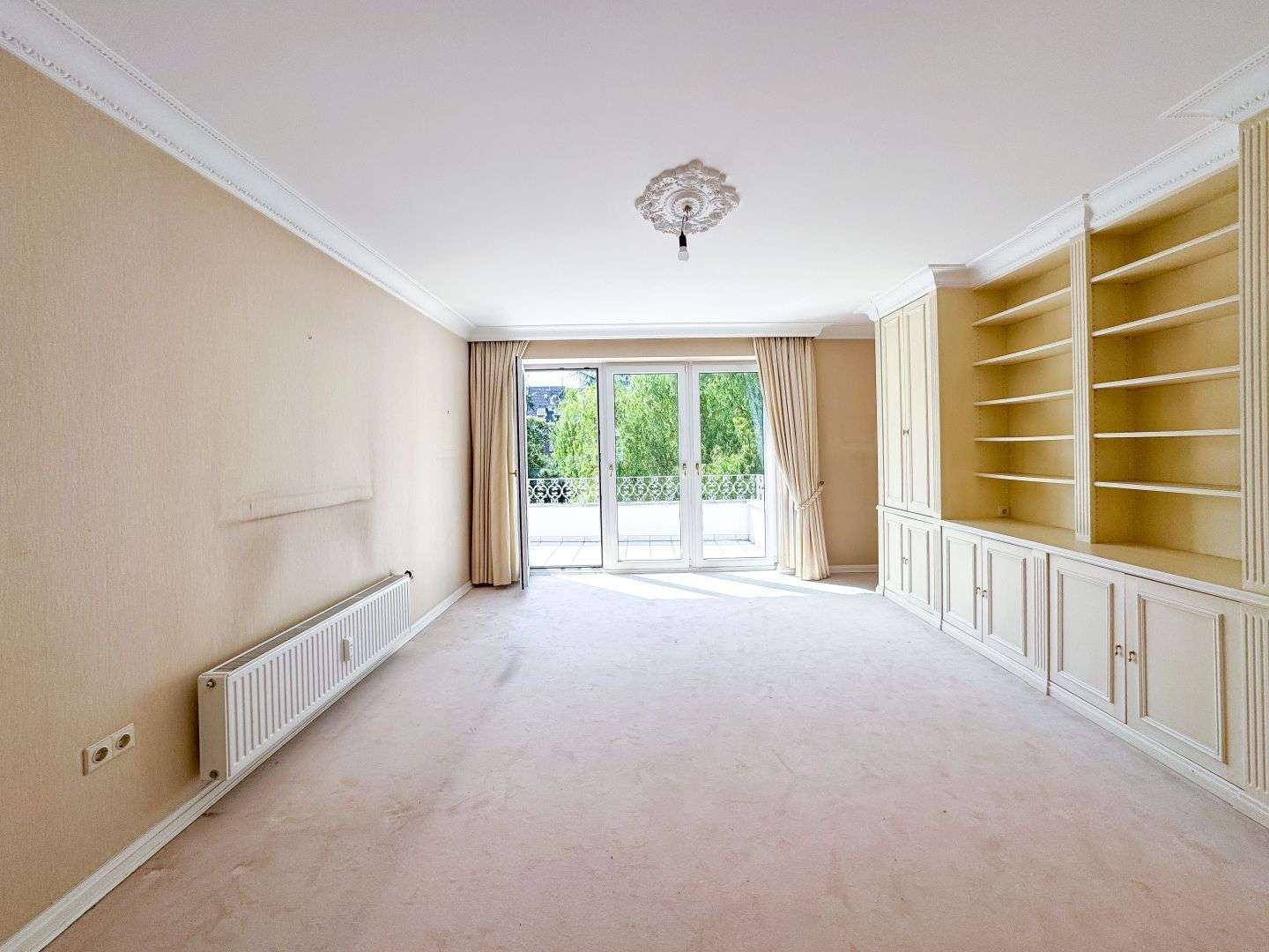 Thumbnail-Wohnung zum Kaufen in Düsseldorf 420.000,00 € 93.29 m²