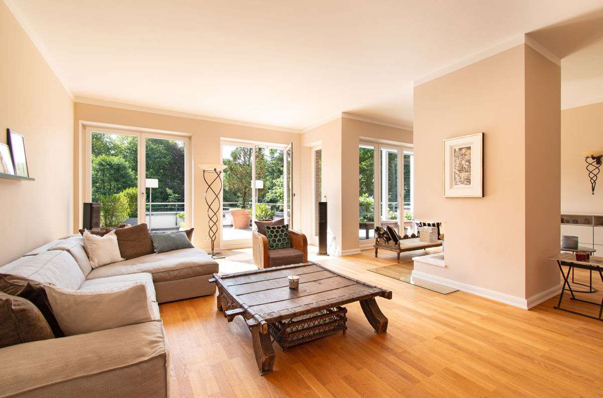 Thumbnail-Wohnung zum Kaufen in Hamburg 1.750.000,00 € 240 m²