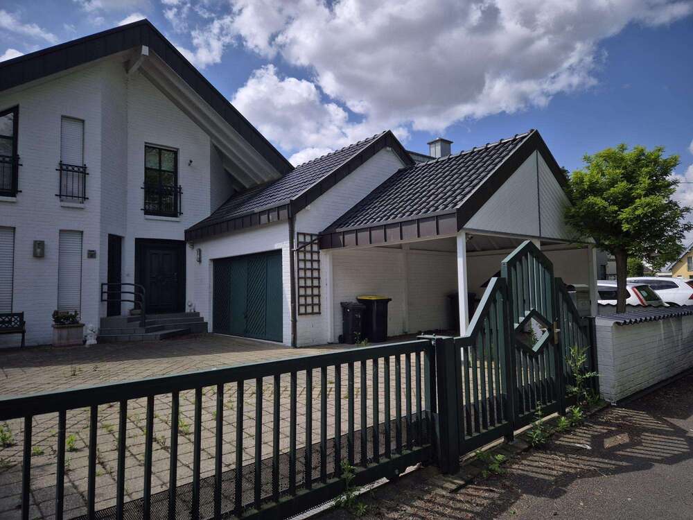 Thumbnail-Haus zum Kaufen in Hückelhoven-Brachelen 275.000,00 € 160 m²