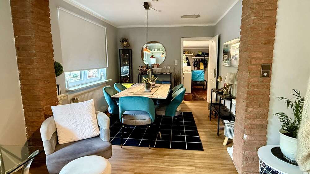 Thumbnail-Haus zum Kaufen in Moorrege 599.000,00 € 242 m²