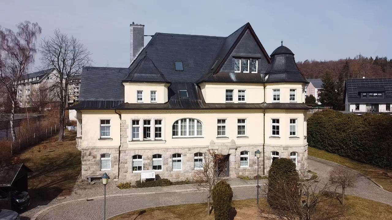 Thumbnail-Haus zum Kaufen in Geyer 990.000,00 € 570 m²