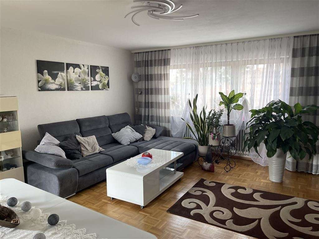 Thumbnail-Wohnung zum Kaufen in Baden-Baden 180.000,00 € 60 m²