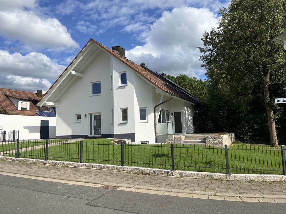 Thumbnail-Haus zum Mieten in Forchheim 1.950,00 € 140 m²