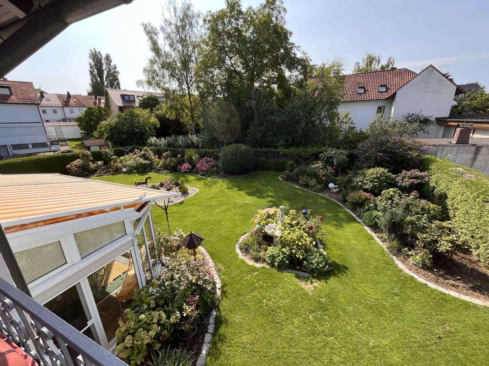 Thumbnail-Wohnung zum Mieten in Regensburg 1.500,00 € 160 m²