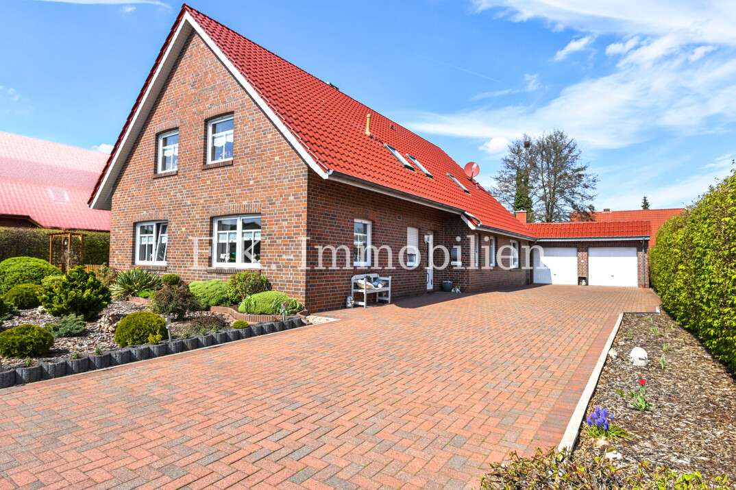Thumbnail-Haus zum Kaufen in Ostrhauderfehn 425.000,00 € 274.72 m²
