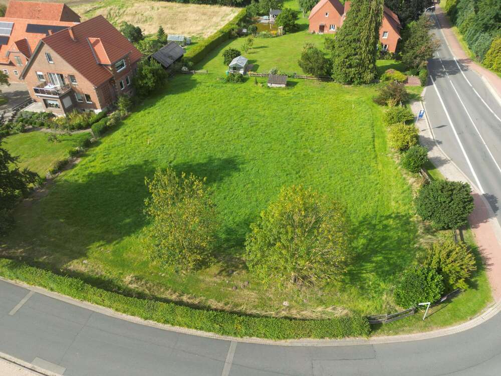 Thumbnail-Grundstück zu verkaufen in Helpsen 108.000,00 € 1139 m²