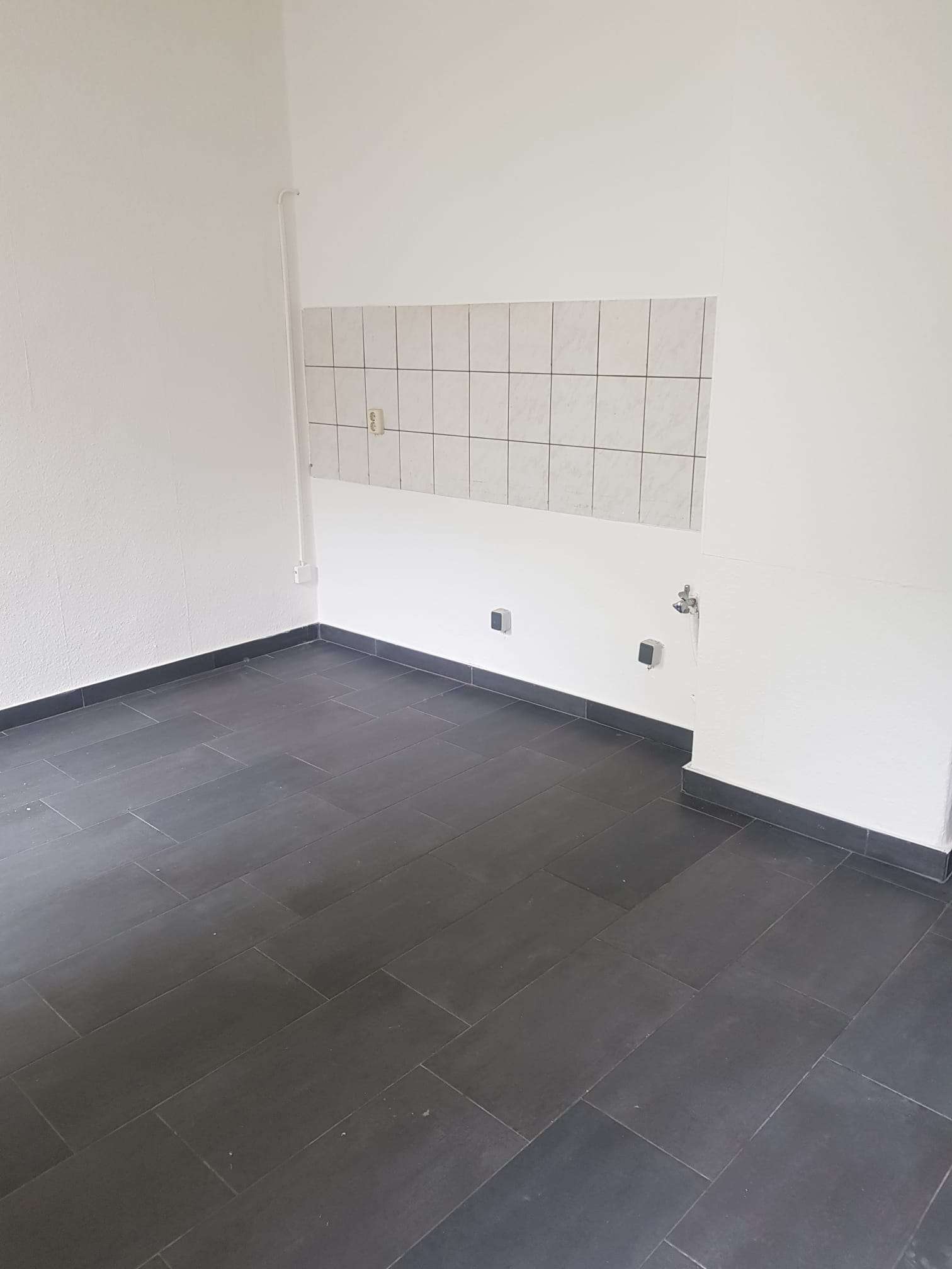 Thumbnail-Wohnung zum Mieten in Magdeburg 395,00 € 80 m²