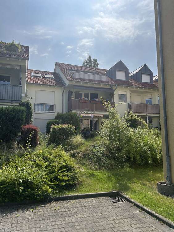 Thumbnail-Wohnung zum Kaufen in Leipzig 120.000,00 € 65.41 m²