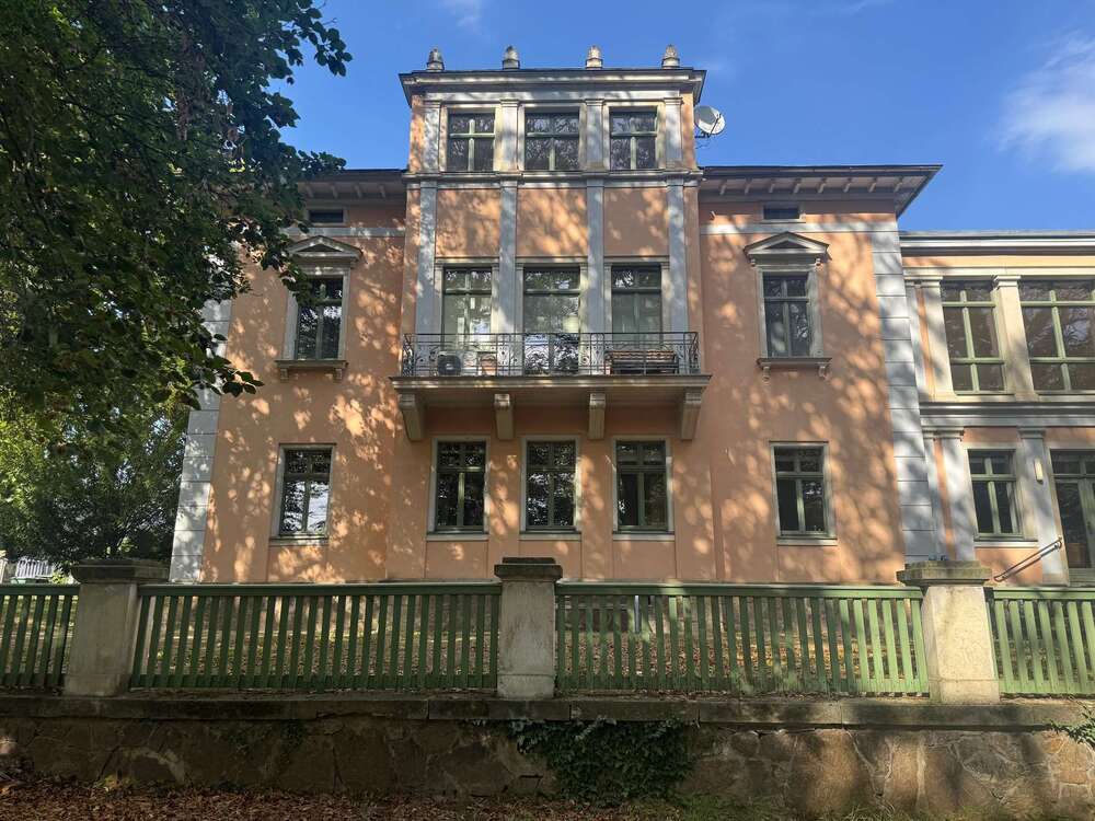 Thumbnail-Wohnung zum Mieten in Radebeul 1.030,00 € 85.5 m²