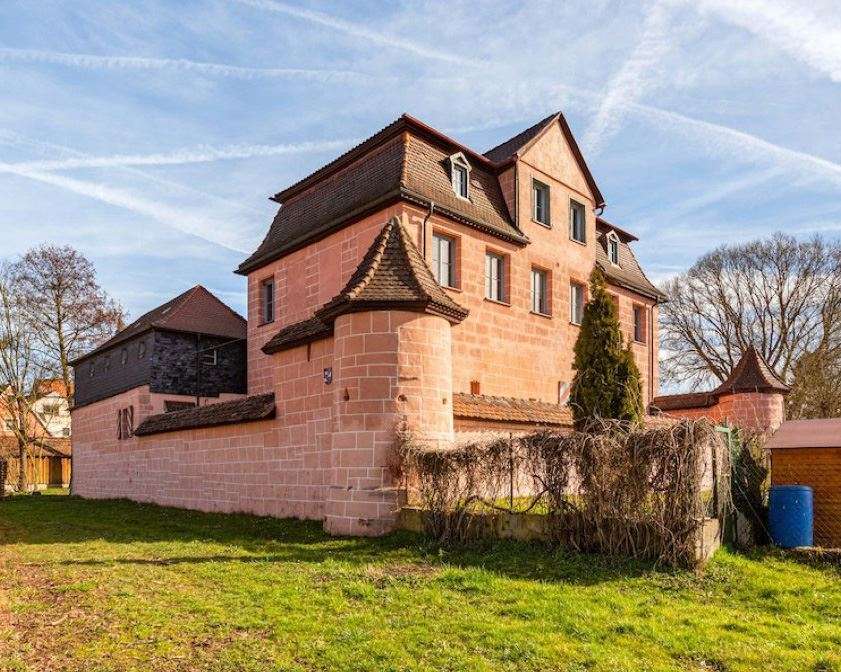 Thumbnail-Haus zum Kaufen in Lonnerstadt 649.000,00 € 553 m²