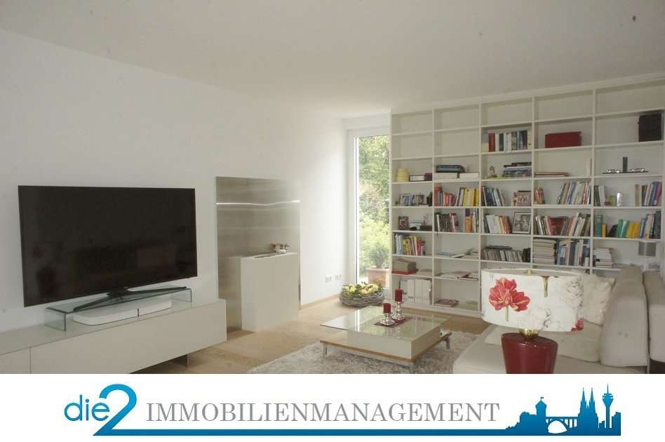 Thumbnail-Haus zum Mieten in Velbert 1.900,00 € 160 m²