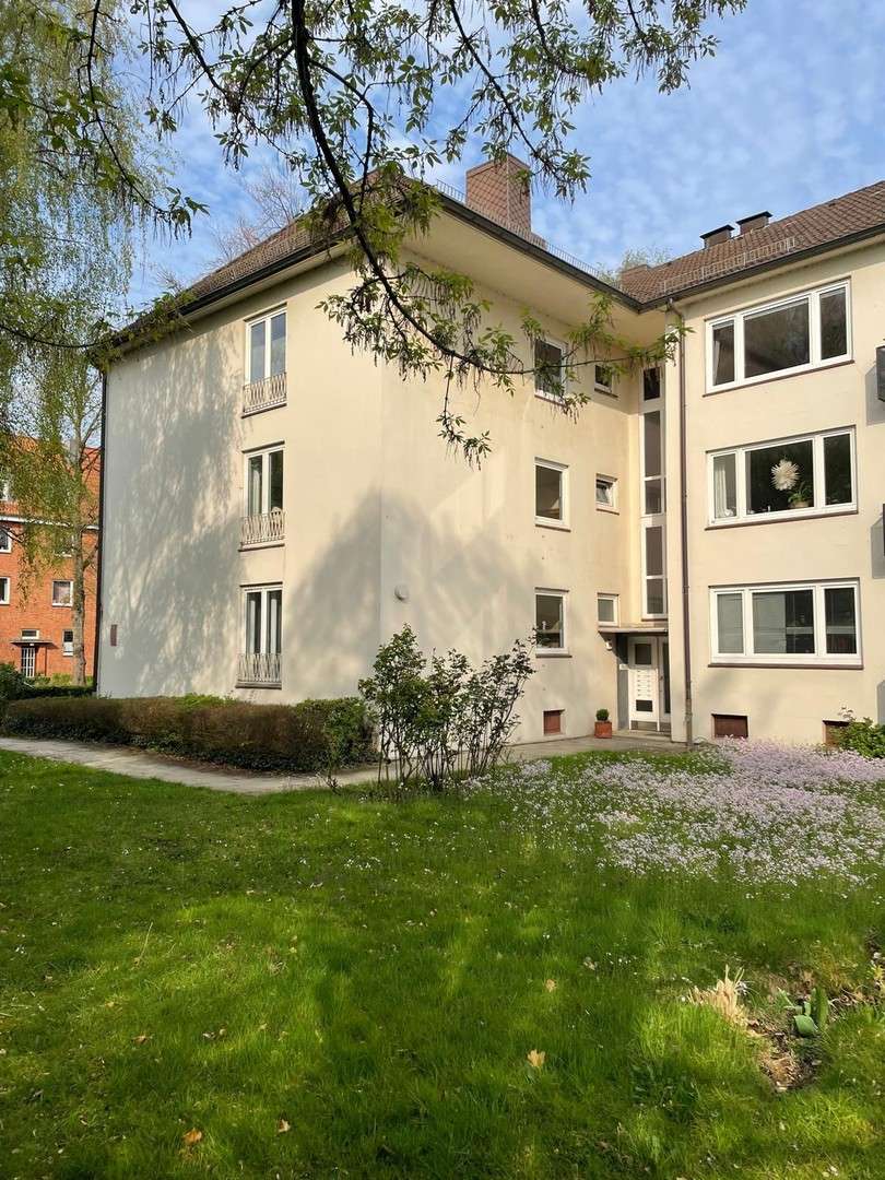 Thumbnail-Wohnung zum Kaufen in Hamburg 349.000,00 € 78.26 m²