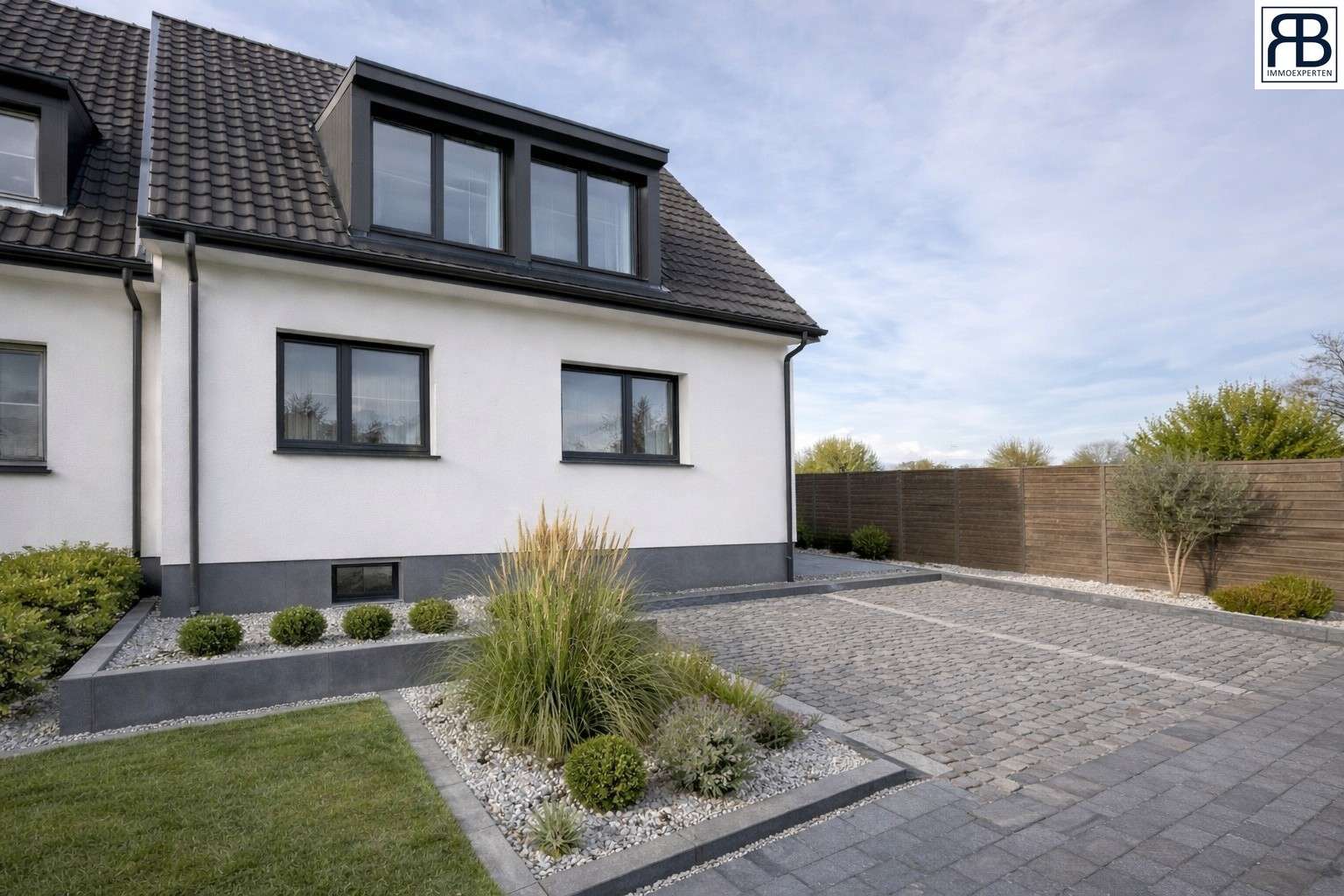 Thumbnail-Haus zum Kaufen in Troisdorf 680.000,00 € 110 m²