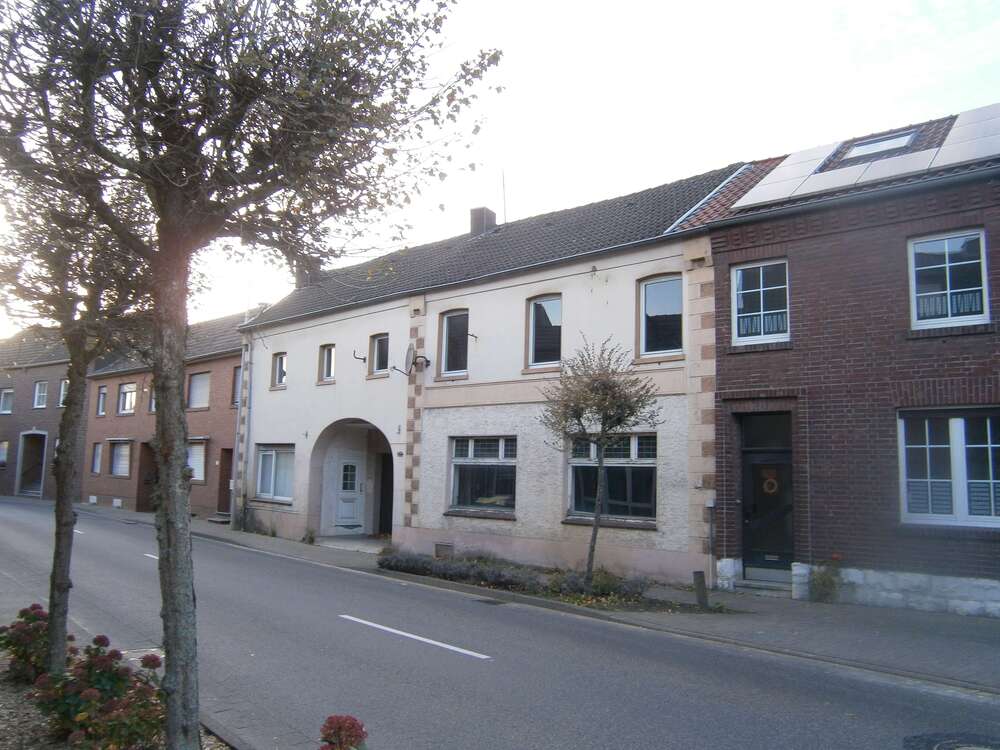 Thumbnail-Haus zum Kaufen in Selfkant - Saeffelen 105.000,00 € 155 m²