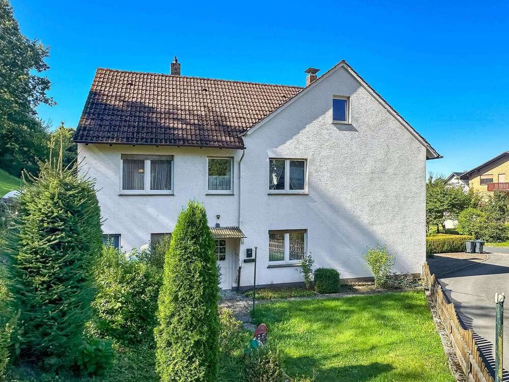 Thumbnail-Haus zum Kaufen in Lügde 125.000,00 € 238.33 m²