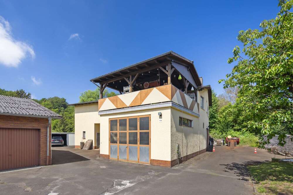 Thumbnail-Haus zum Kaufen in Staufenberg 320.000,00 € 169 m²