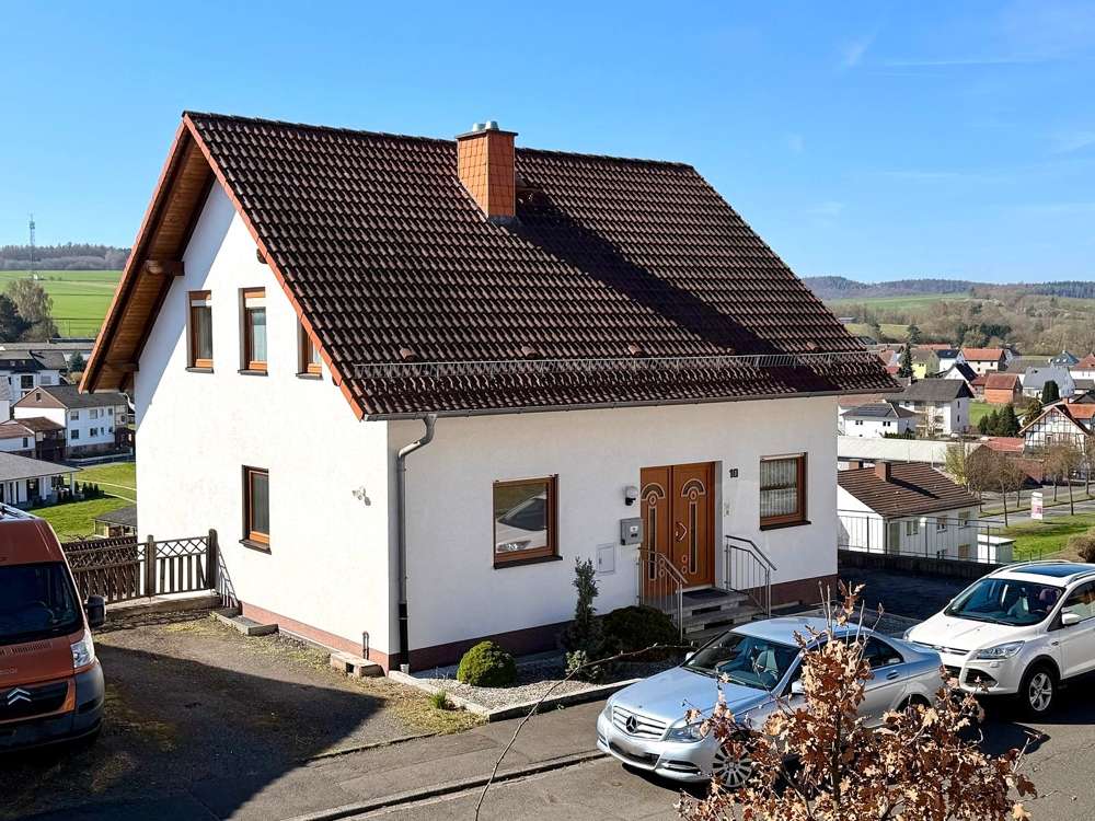 Thumbnail-Haus zum Kaufen in Ronshausen 280.000,00 € 169 m²