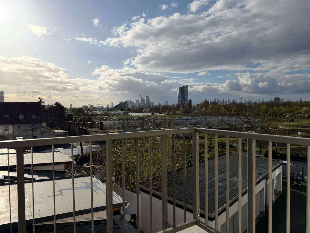 Thumbnail-Wohnung zum Mieten in Frankfurt am Main 2.050,00 € 82 m²