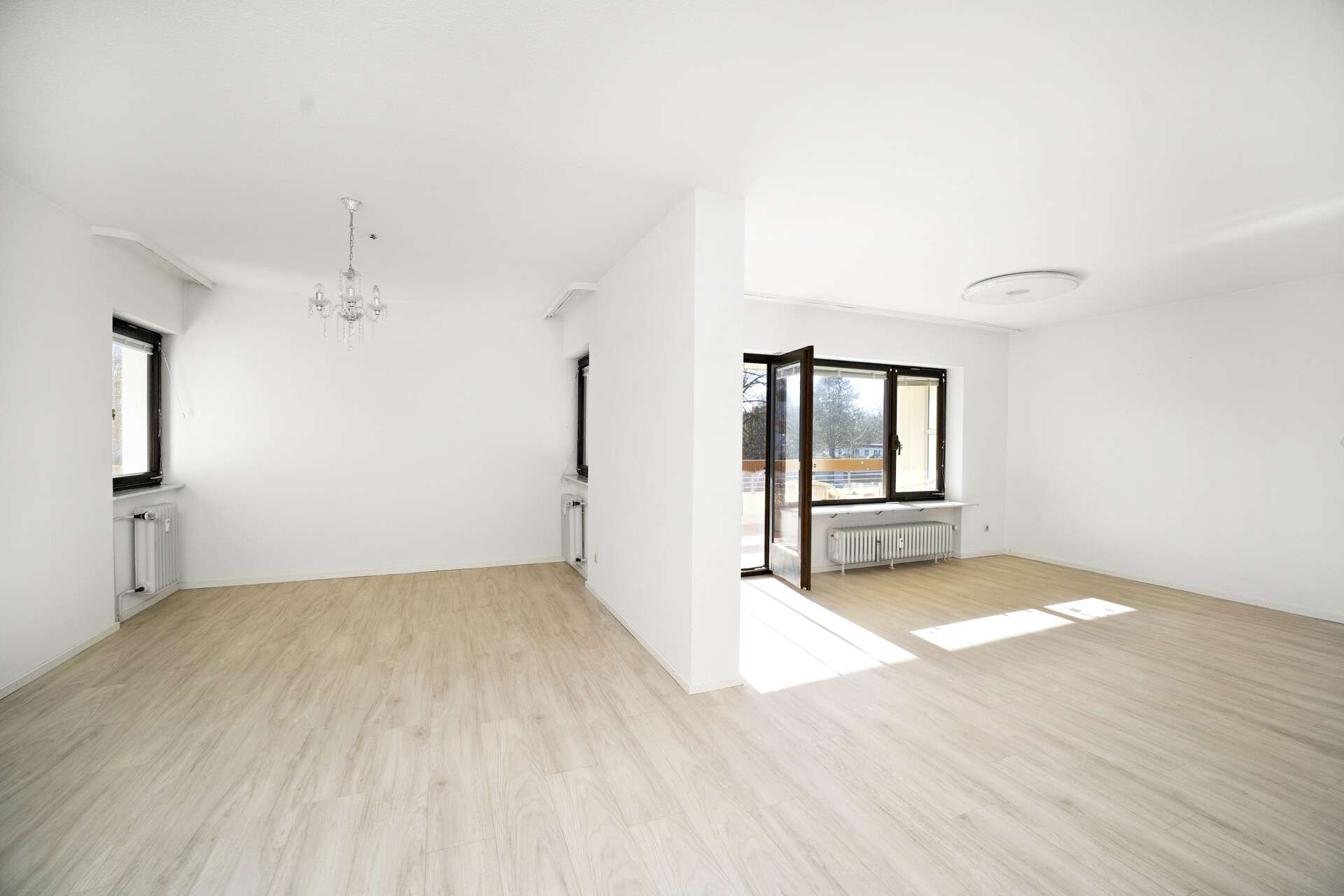 Thumbnail-Wohnung zum Kaufen in Denzlingen 389.000,00 € 105.98 m²