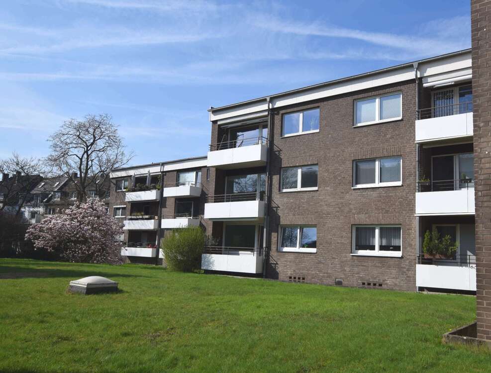 Thumbnail-Wohnung zum Kaufen in Düsseldorf 375.000,00 € 75 m²