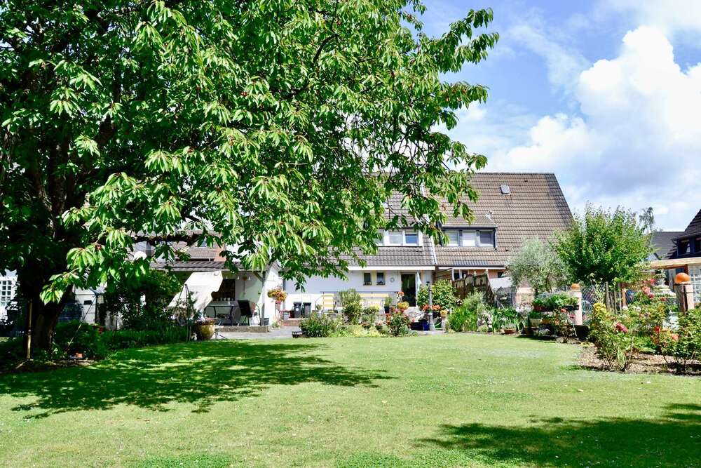 Thumbnail-Haus zum Kaufen in Duisburg 390.000,00 € 111 m²