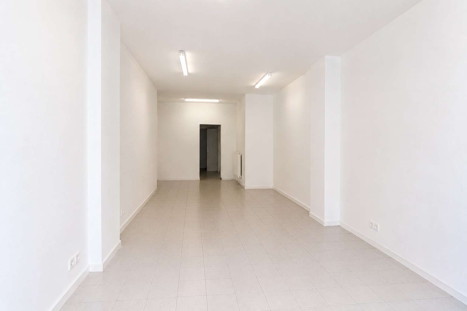 Thumbnail-Einzelhandel in Düsseldorf 2.100,00 € 40 m²