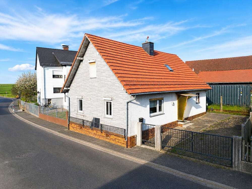 Thumbnail-Haus zum Kaufen in Wächtersbach 157.000,00 € 100.32 m²