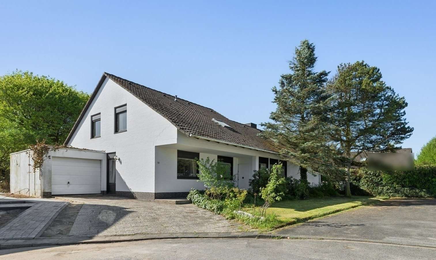 Thumbnail-Haus zum Kaufen in Meerbusch-Strümp 1.275.000,00 € 242 m²