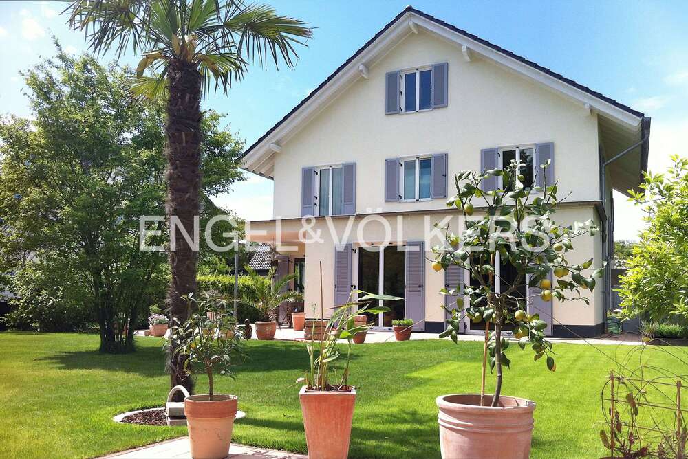 Thumbnail-Haus zum Kaufen in Köln - Weiden 1.460.000,00 € 203 m²