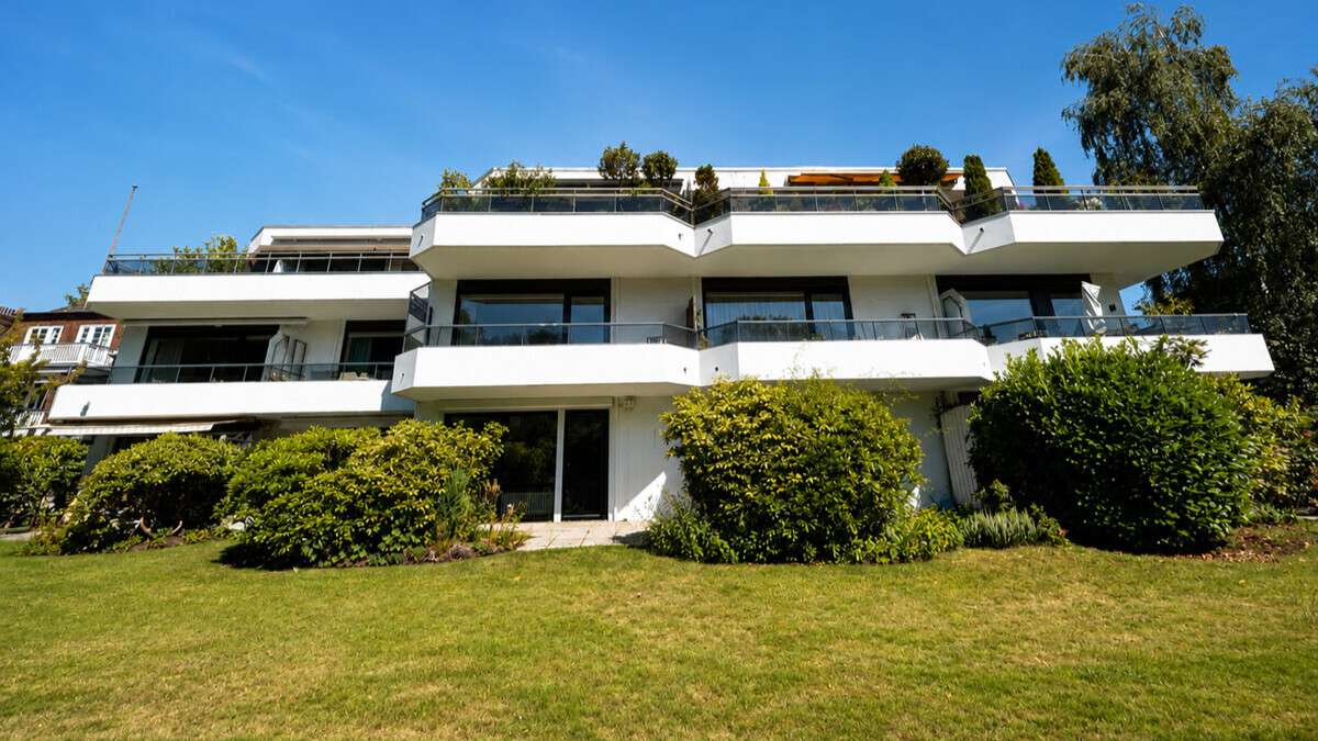 Thumbnail-Wohnung zum Mieten in Hamburg-Blankenese 1.890,00 € 84 m²