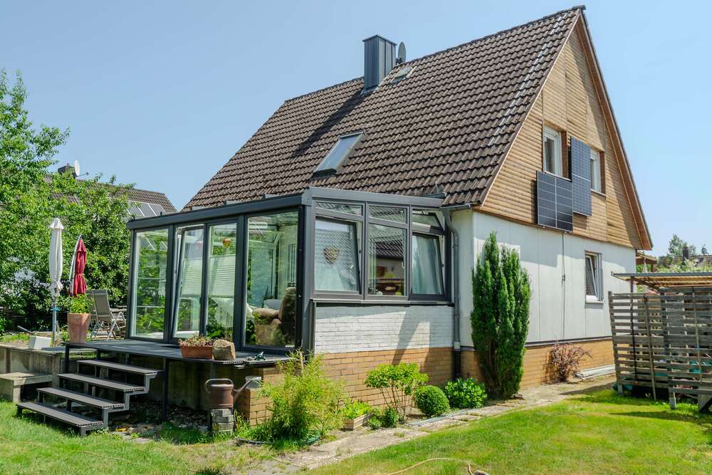 Thumbnail-Haus zum Kaufen in Neustadt 220.000,00 € 152.39 m²