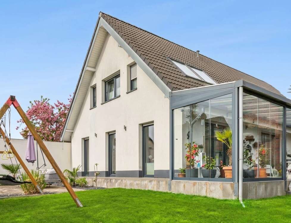 Thumbnail-Haus zum Kaufen in Meerbusch 1.185.000,00 € 180 m²